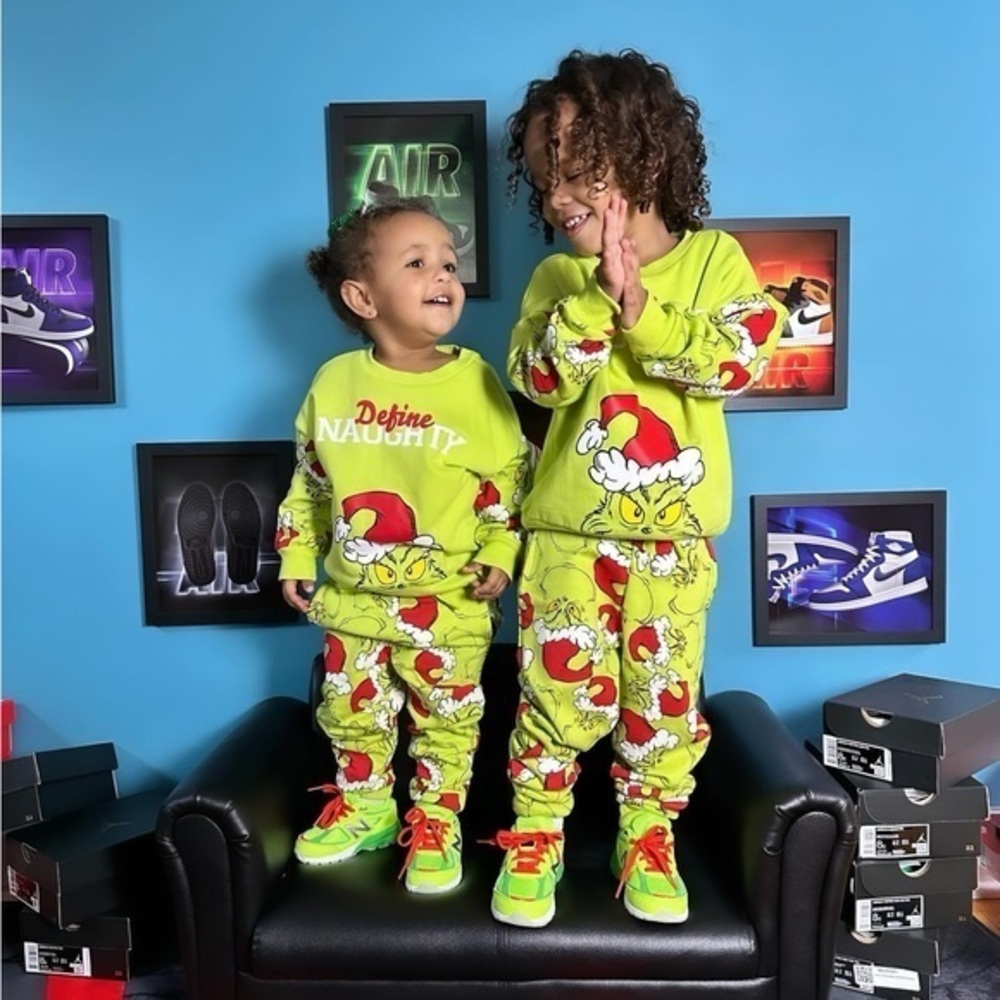 The grinch set